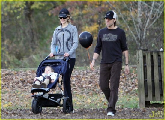 Николь Кидман с семьей