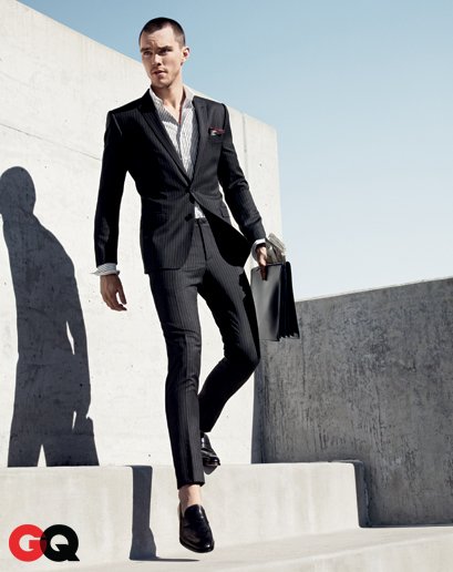 Николас Холт