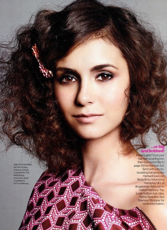 Нина Добрев