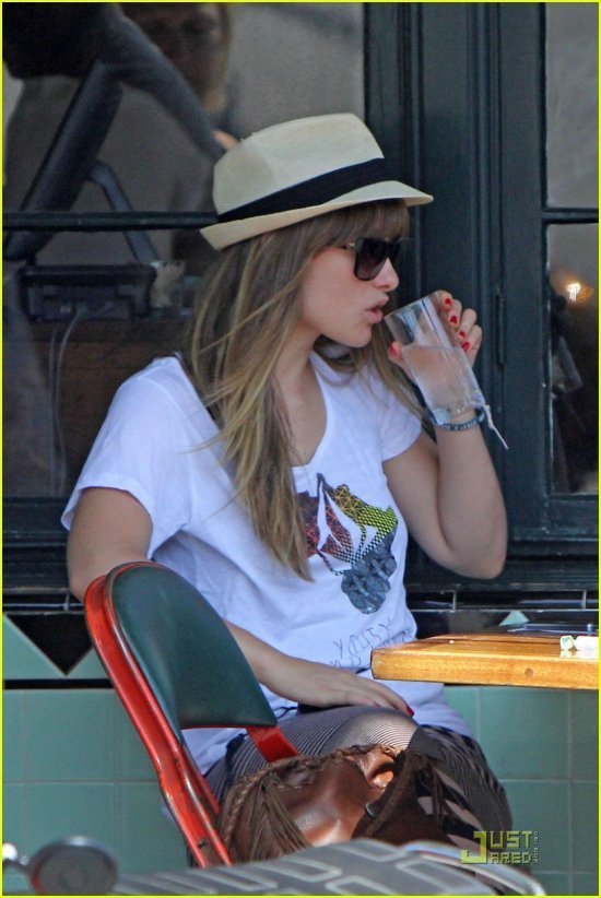 Оливия Уайлд