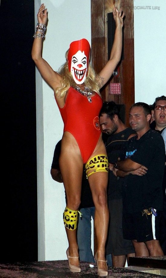 Памела Андерсон