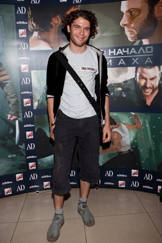 Павел Артемьев