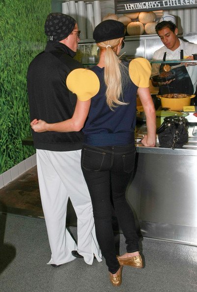 Пэрис Хилтон