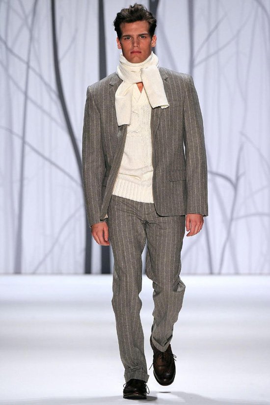 Перри Эллис