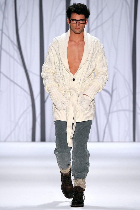 Перри Эллис