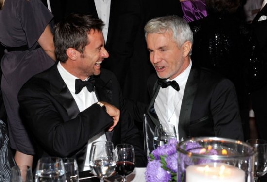 прием Элтона Джона