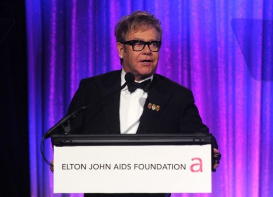прием Элтона Джона