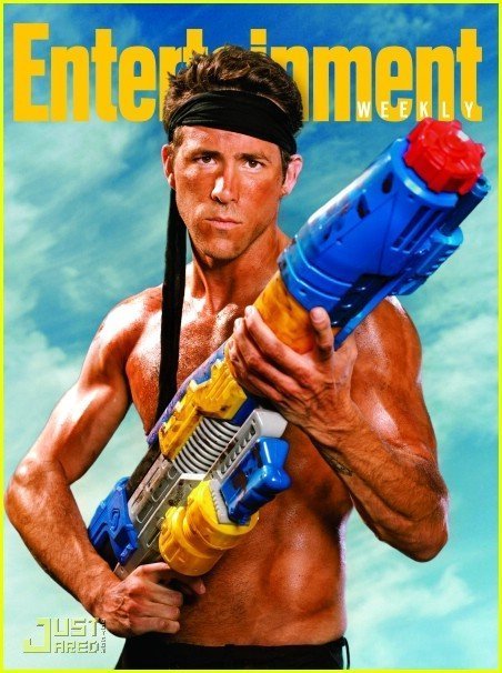 Райан Рейнольдс для EW