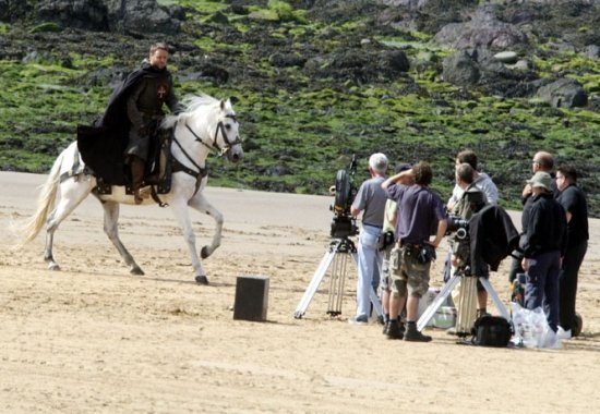 Рассел Кроу на съемках 
