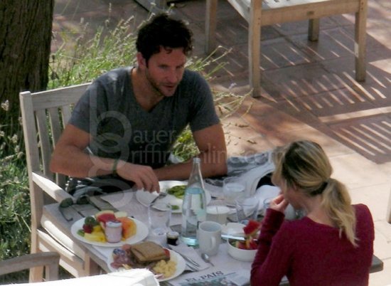 Рене Зельвегер и Брэдли Купер