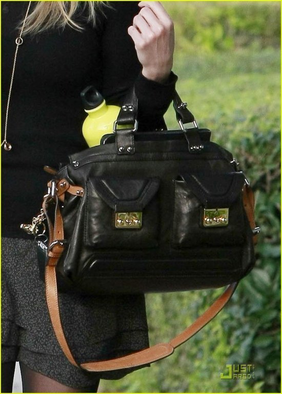 Риз Уизерспун9