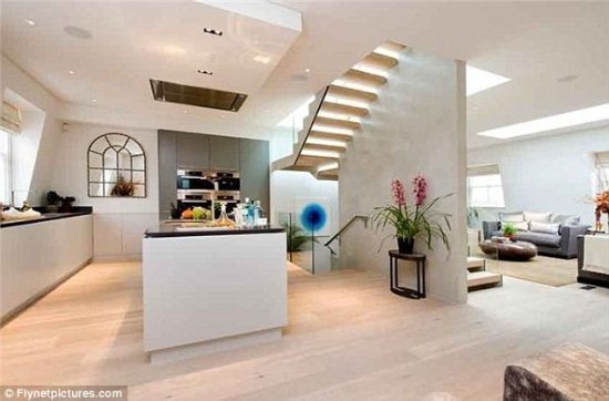 Роберт Паттинсон