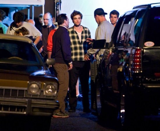 Роберт Паттинсон на съемках 