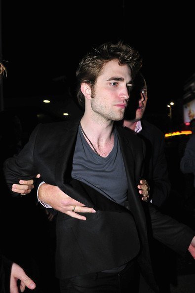 Роберт Паттинсон в Каннах