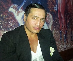 Рустам Солнцев