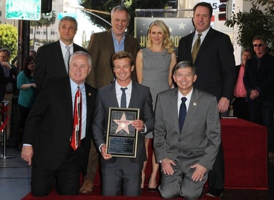 Саймон Бейкер