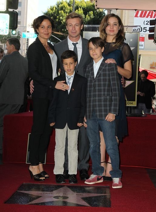 Саймон Бейкер