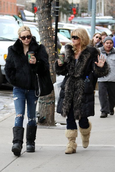 семья Голди Хоун