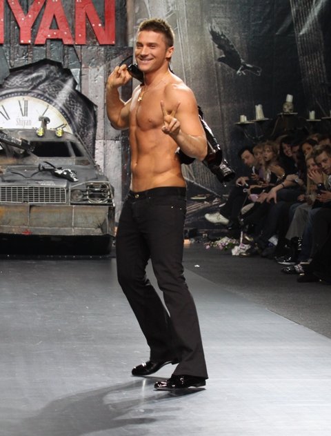 Сергей Лазарев