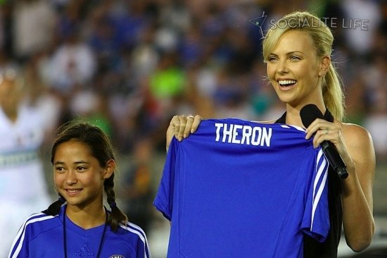 Шарлиз Терон