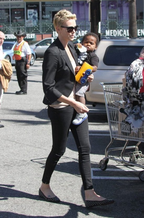 Шарлиз Терон