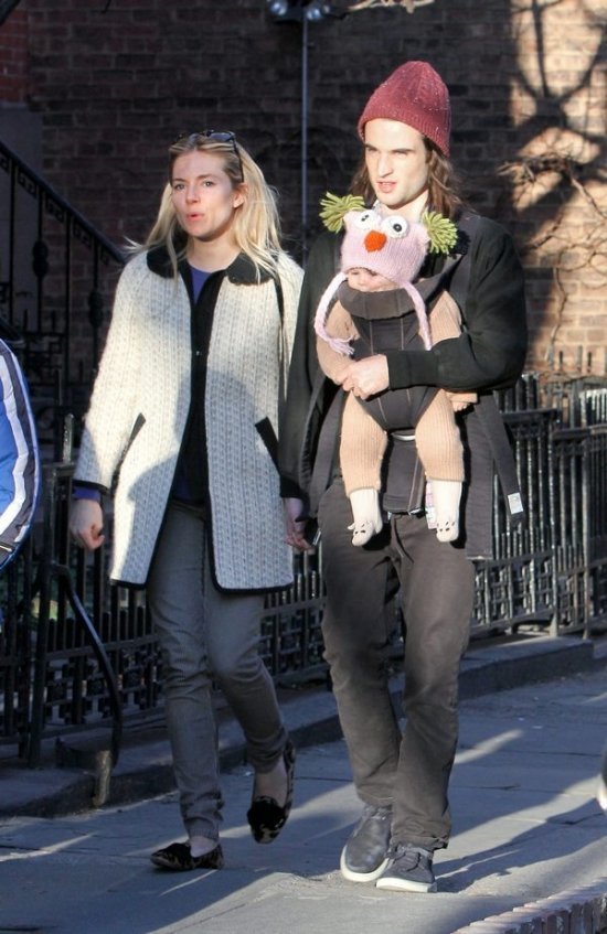 Сиенна Миллер