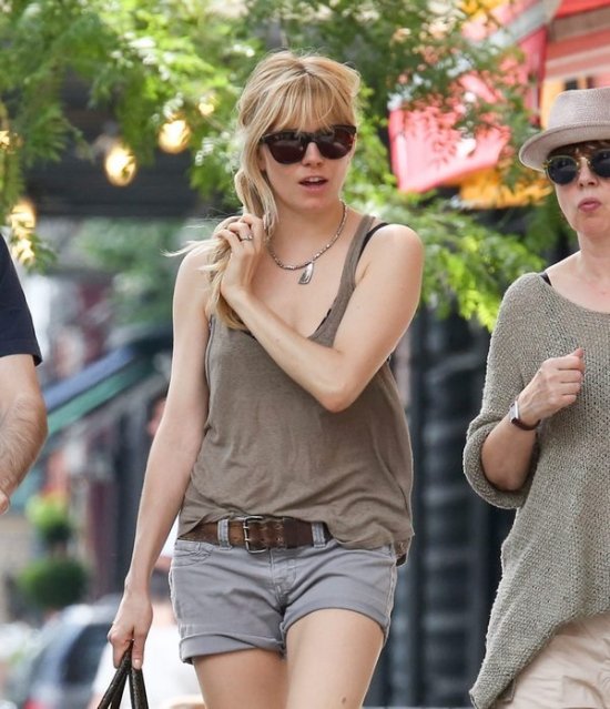 Сиенна Миллер