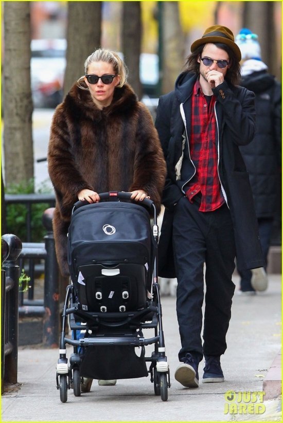 Сиенна Миллер