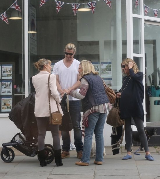 Сиенна Миллер