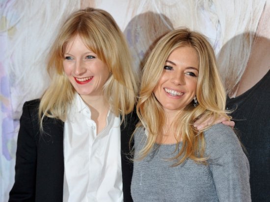 Сиенна Миллер