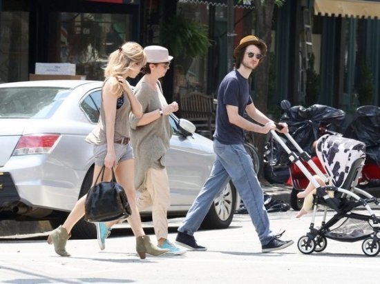 Сиенна Миллер