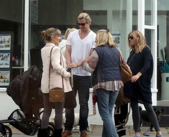 Сиенна Миллер