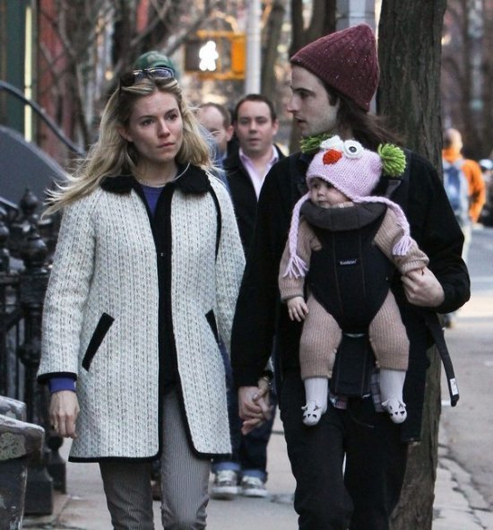 Сиенна Миллер