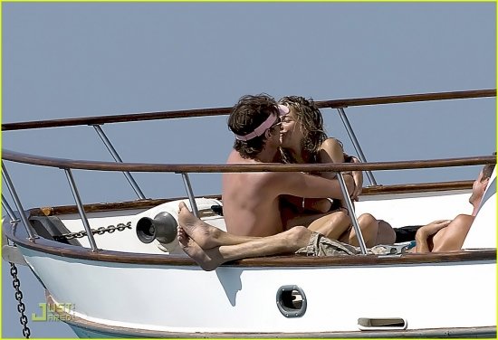 Сиенна Миллер и Джордж Баркер