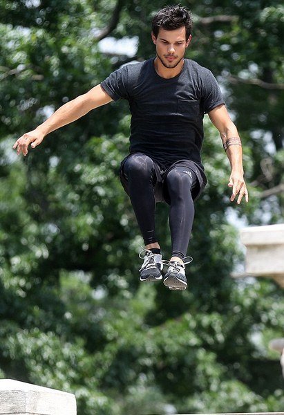 Тейлор Лаутнер