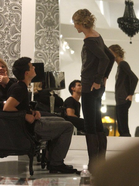 Тейлор Лаутнер и Тейлор Свифт