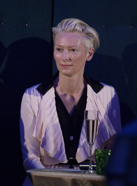 Тильда Суинтон