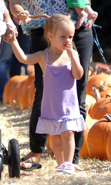 Тоби Магуайер с семьей