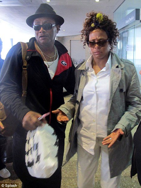 Уитни Хьюстон1