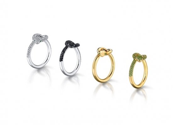 украшения Анжелины Джоли и Брэда Питта