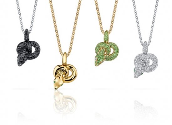 украшения Анжелины Джоли и Брэда Питта