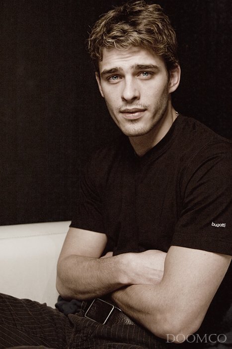 Василий Степанов