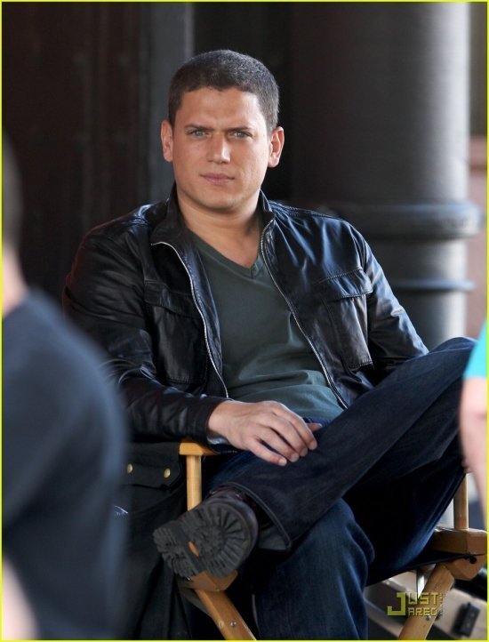 Вентворф Миллер на съемках сериала