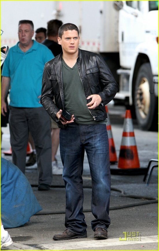 Вентворф Миллер на съемках сериала