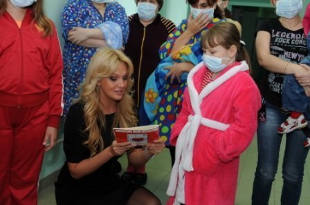 Виктория Лопырева