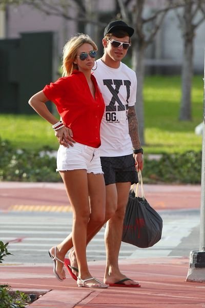 Виктория Лопырева