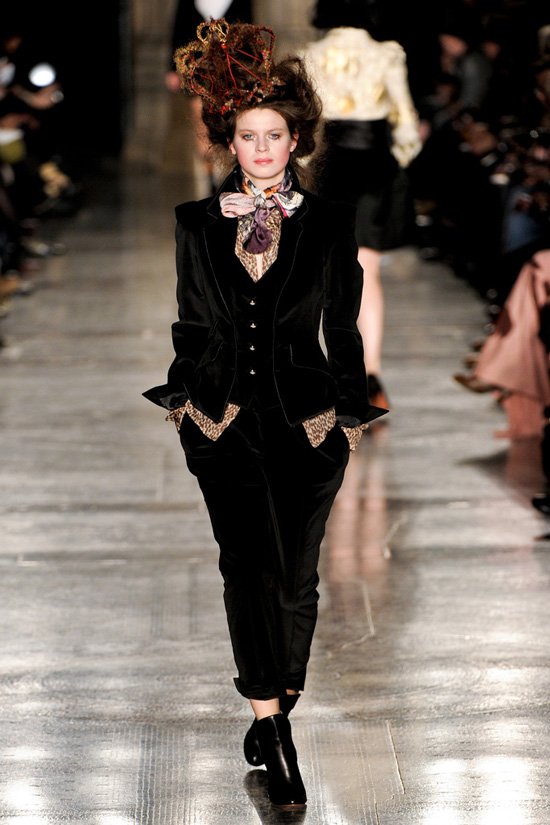 Вивьен Вествуд