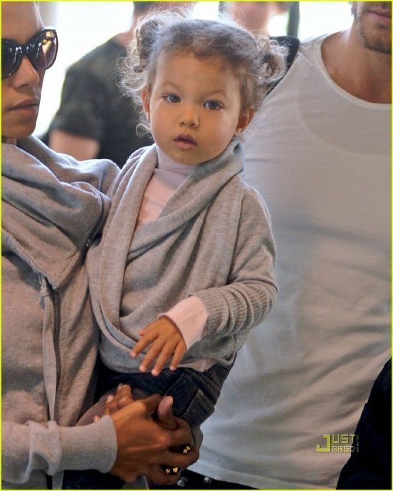 Холли Берри3