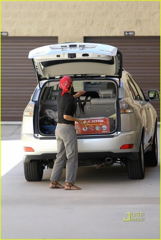 Холли Берри3