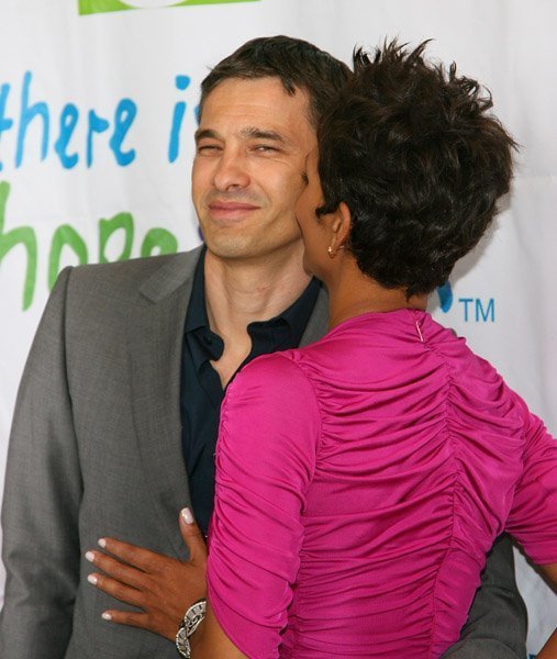 Холли Берри